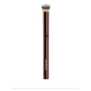 Hourglass
Vanish™ Seamless Finish Concealer Brush